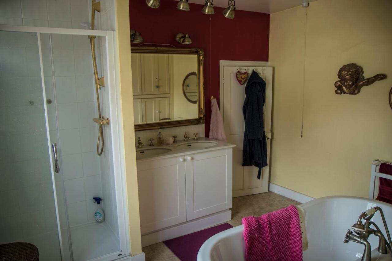 Bures The Old Manse B&B المظهر الخارجي الصورة