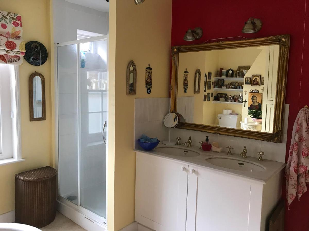 Bures The Old Manse B&B المظهر الخارجي الصورة